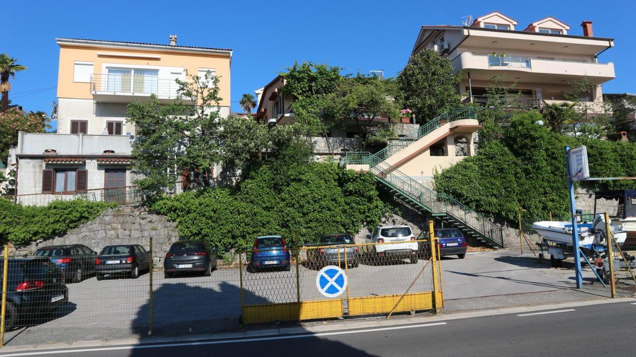 Komel I Apartment *